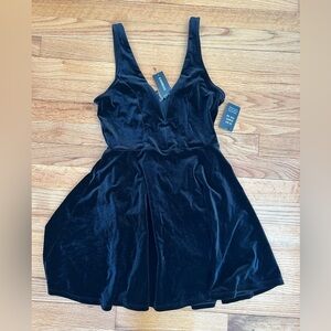 NWT Express Velvet Skort Dress Size XS